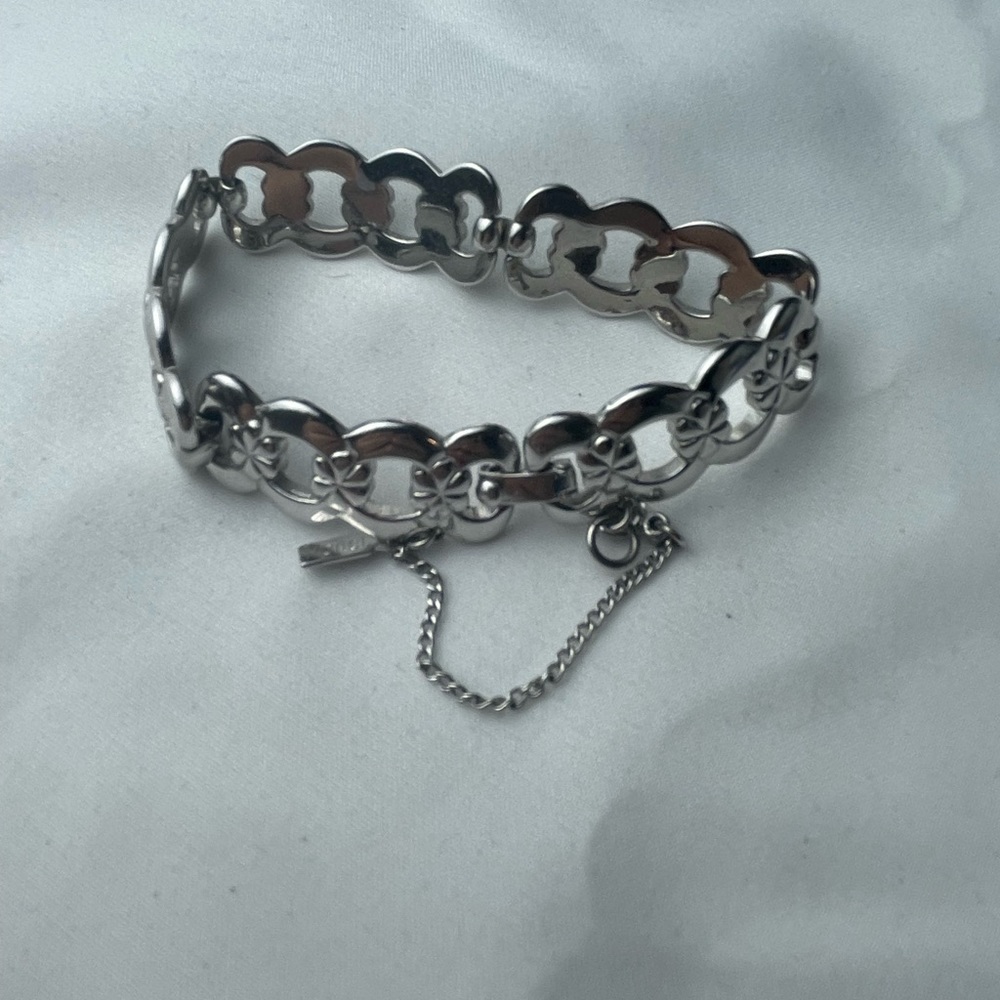 Monet Silver Tone Flower Link Bracelet, Safety Chain, 1970s Vintage Jewelry